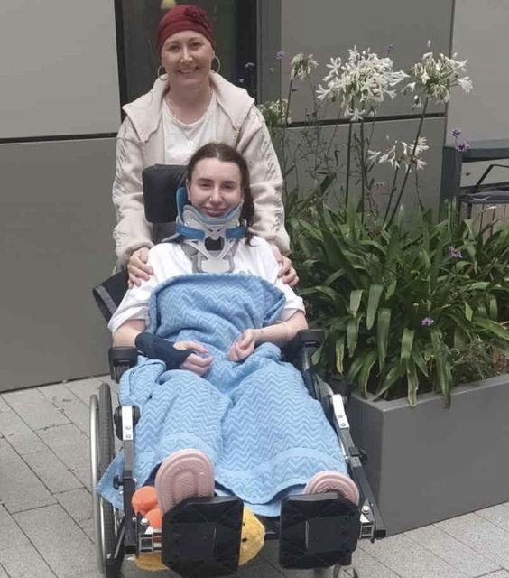 Kaythlyn Smith (25) suffered a serious spinal injury leaving her paralysed from the chest down following a devastating car crash